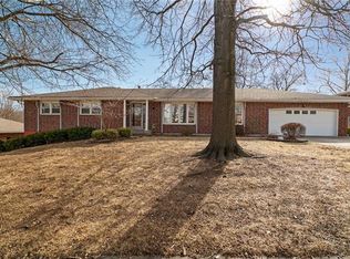 1615 NE 78th Ter, Gladstone, MO 64118