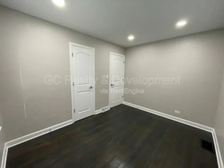 4315 Stanley Ave — Photo 12