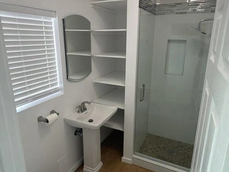4052 La Salle Ave #7 — Photo 8