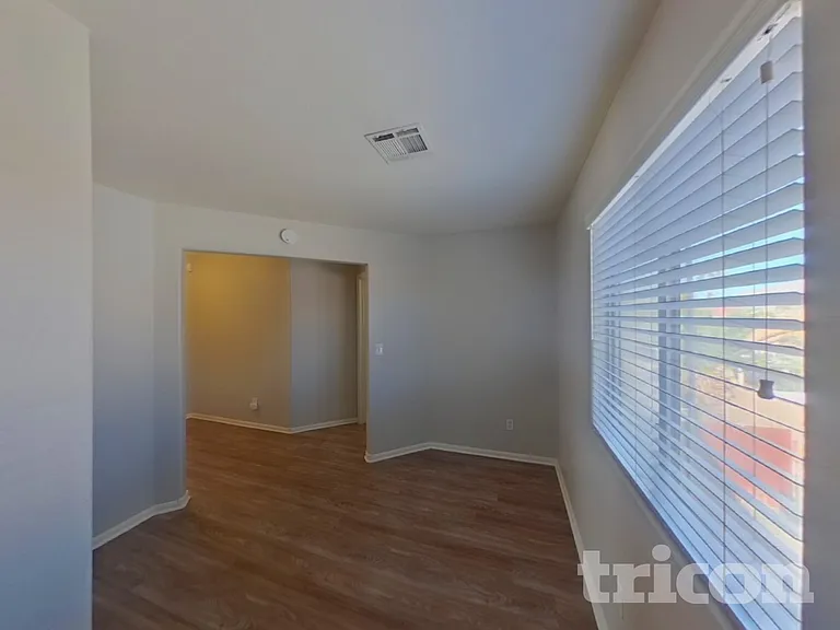 1133 Broken Hills Dr — Photo 14