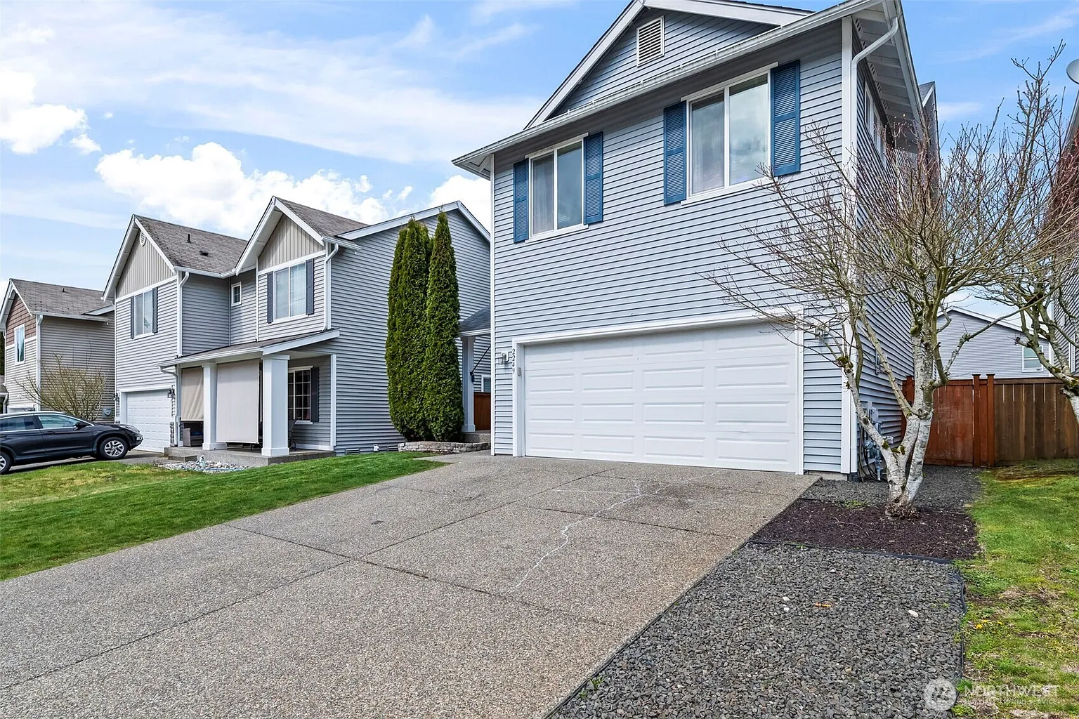 2249 SW Siskin Circle photo 1