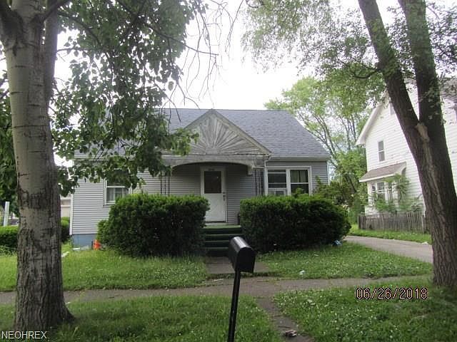 1st image of 2325 E 32nd St
