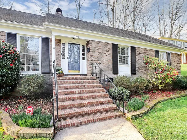 3828 Chandworth Rd, Charlotte, NC 28210