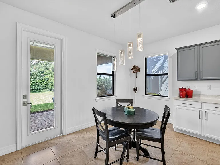 4651 Pinehurst Trl E — Photo 12