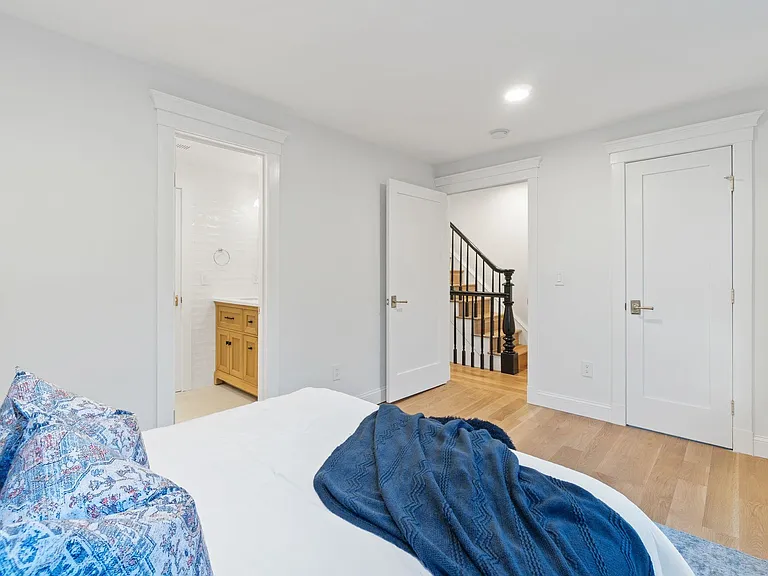 82 Colgate St #3 — Photo 26