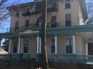 2 Hilltop St APT 6, Bordentown, NJ 08505