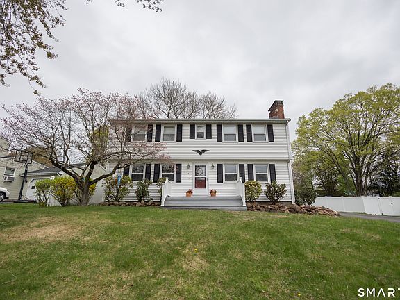 2nd image of 83 Little Fawn Road