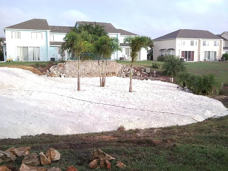 306 Mango Dr — Photo 8