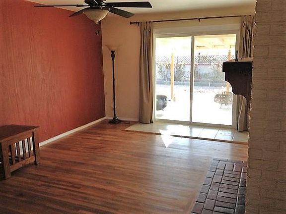 3rd image of 414 Julie Dr