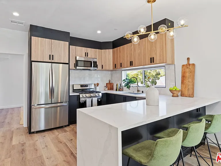 10821 Hartsook St — Photo 15