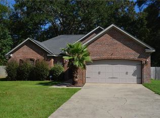 5521 Stratford Ln, Satsuma, AL 36572