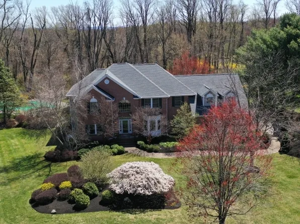 4 Emmons Path, Chester Twp., NJ 07930