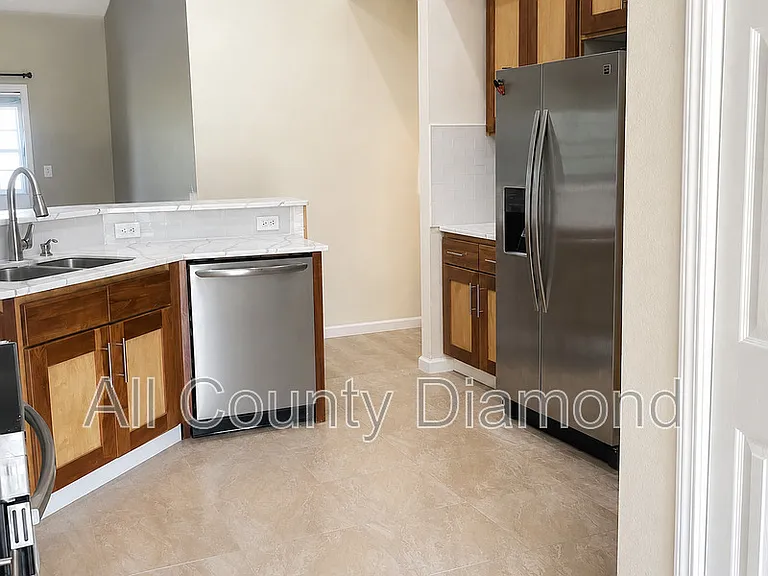 3213 Azalea Cir — Photo 5