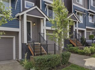 10454 NE Park Ridge Way, Hillsboro, OR 97006