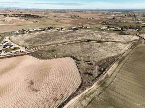 5th image of 28677 Farmway Rd