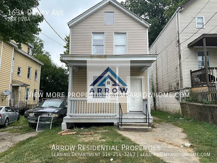1634 Dewey Ave | 2 Beds, 2 Bath — Photo 2