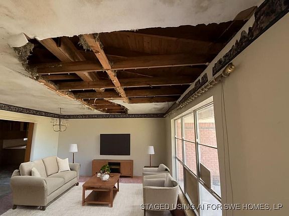 3rd image of 1716 S Robison Rd