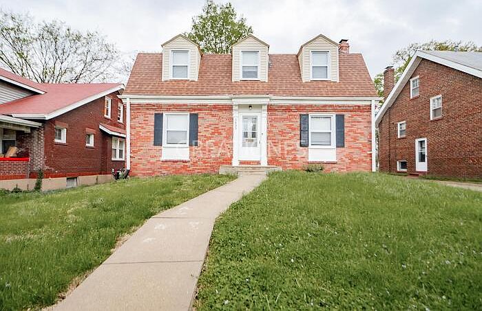 1st image of 3833 Lawler Dr