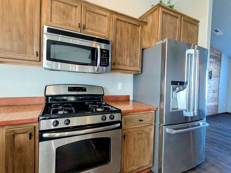 4610 Seville Dr — Photo 17
