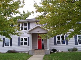 350 Heritage Dr, Bourbonnais, IL 60914
