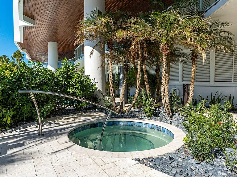 1035 Seaside Dr #406 — Photo 12