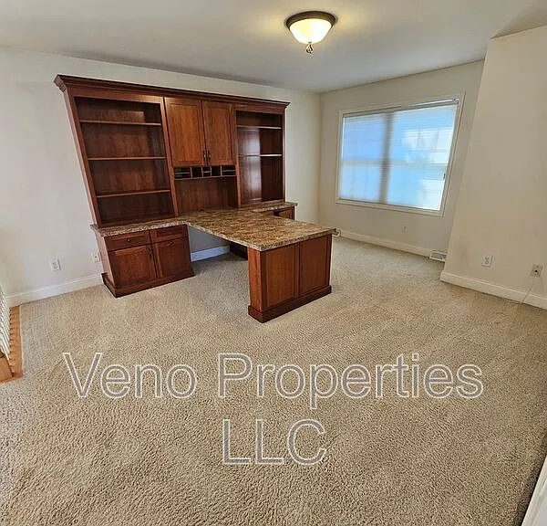 5 Brighton Ct — Photo 16