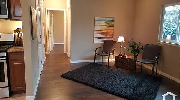 342 W Myers Ave — Photo 6
