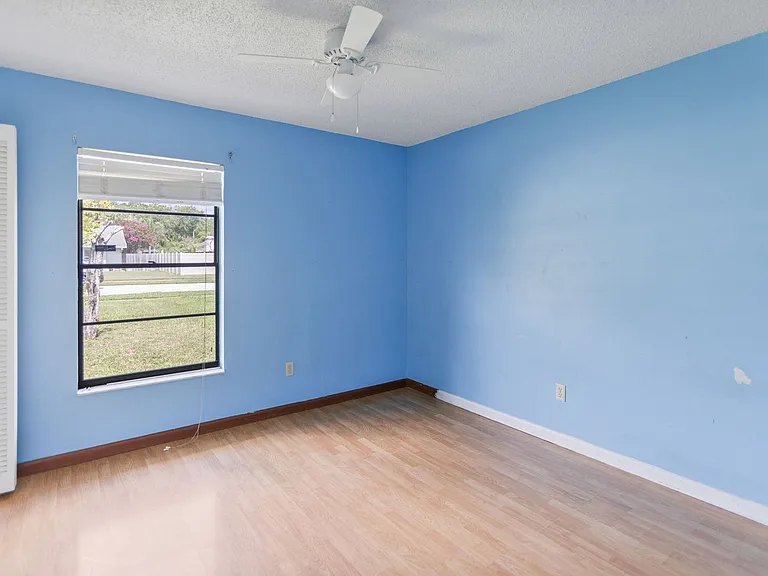 14907 Coldwater Ln — Photo 18