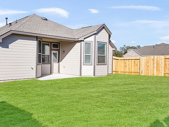 2nd image of 8410 Amber Bend Dr
