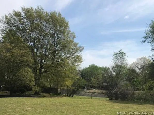 2544 E 57th St S, Tulsa, OK 74105