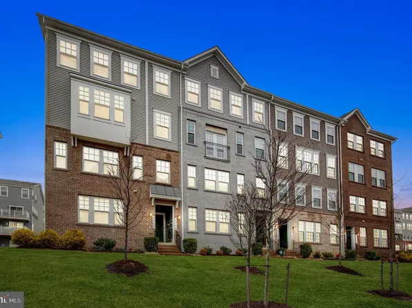 2744 Duvall Ridge Rd #455, Landover, MD 20785