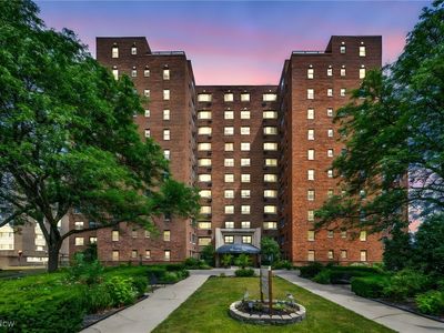 11720 Edgewater Dr APT 614, Lakewood, OH, 44107