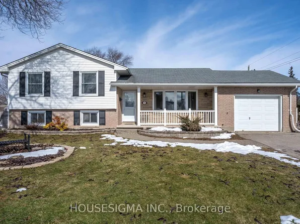 78 Peter St, Central Elgin, ON N5R 1T7