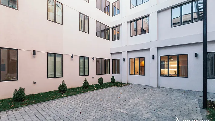 Rented by Nooklyn NYC LLC | media 16