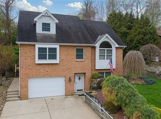 128 Cassia Dr, Clairton, PA