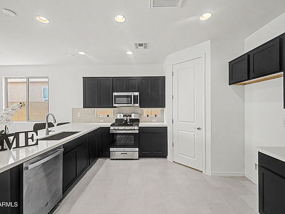 3rd image of 20285 W Roma Avenue