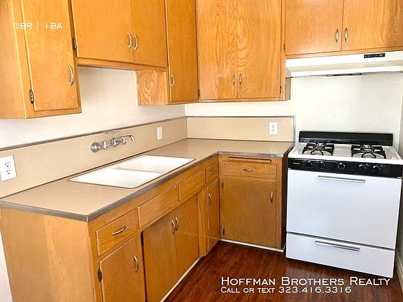 5th image of 1218 S Barrington Ave #9A