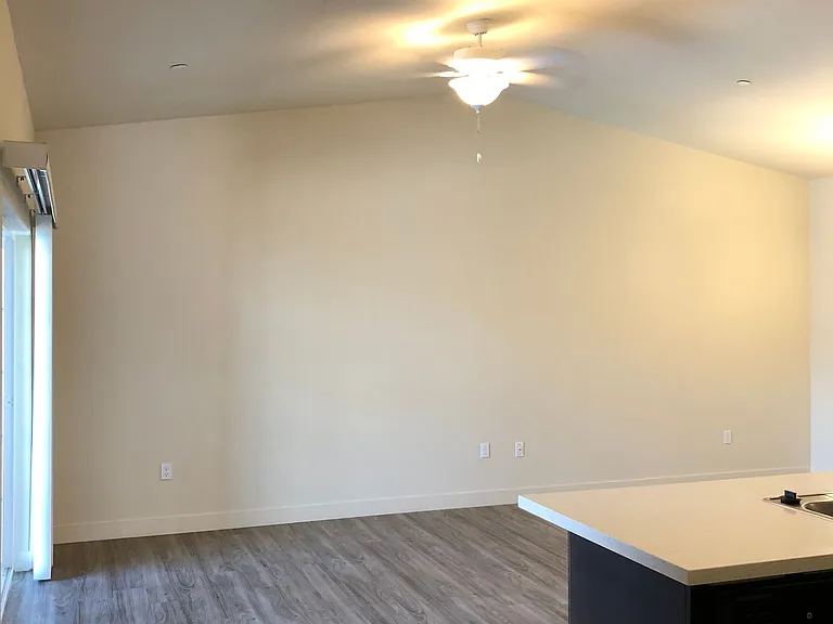 Luxe Ripon Apartments — Photo 31