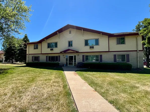 F513, N113W15513 Francese Dr #6, Germantown, WI 53022