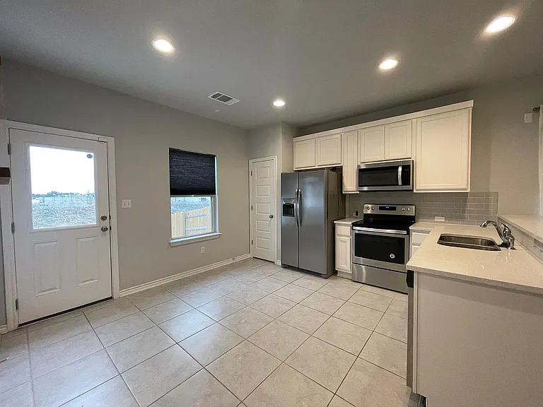 312 Ancellotta Way — Photo 9
