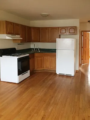 Rented by Awaye Realty Management LLC | media 32