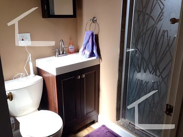 4 bed, 1400 sqft, $5,400 — Photo 2