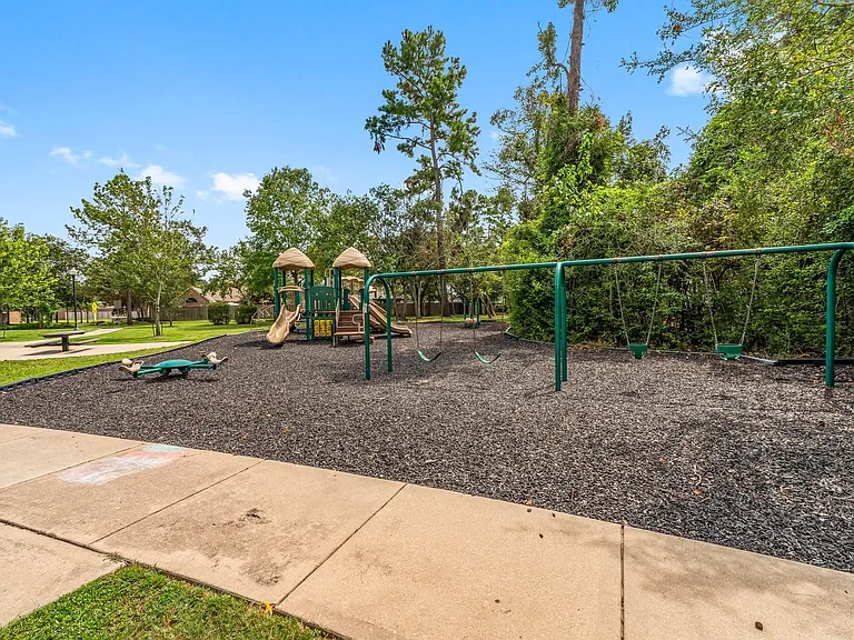 2419 Keegan Hollow Ln — Photo 49
