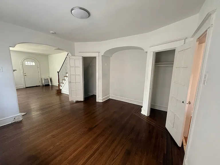 373 E Cliveden St — Photo 10