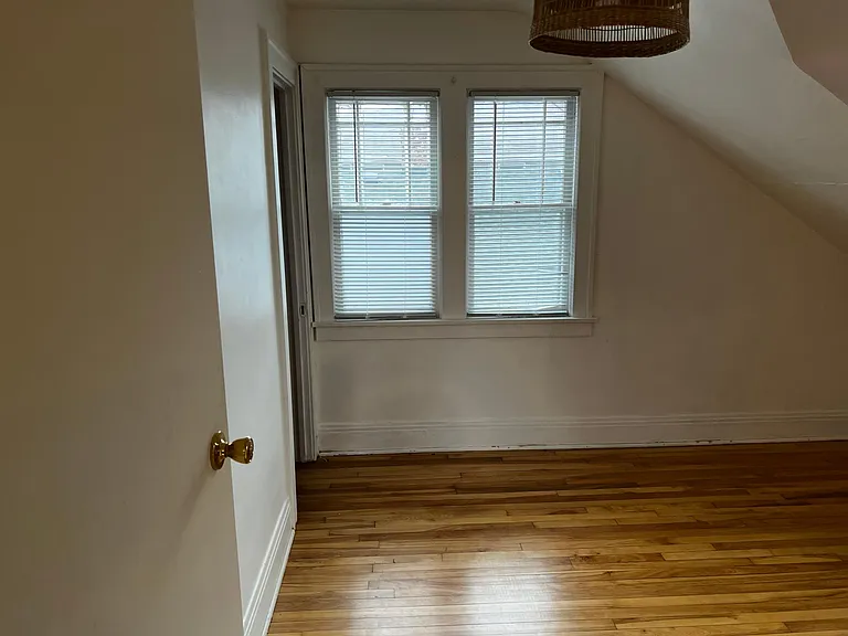 1334 Lafond Ave — Photo 17