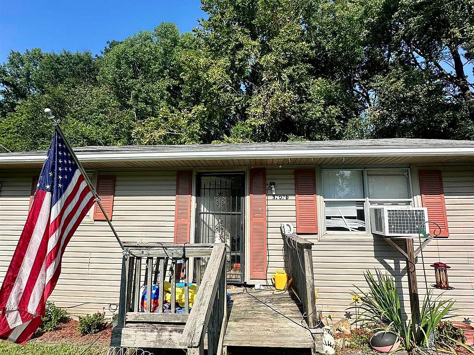 1st image of 3707 Gattin Rd #D