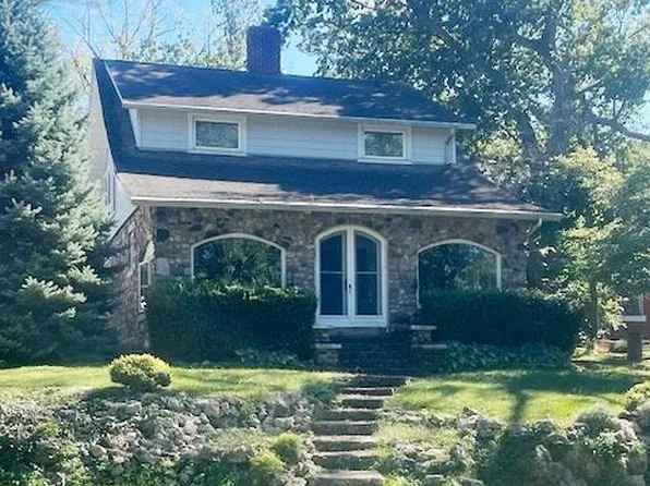 3571 E Eagle Beach Cir, Port Clinton, OH 43452