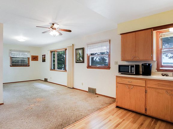 4th image of 5922 N West Shore Ln
