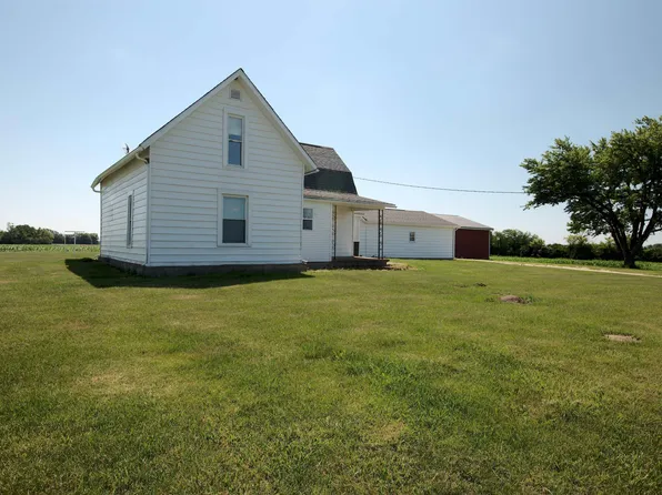 9187 N 700th Rd W, Huntington, IN 46750