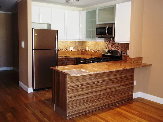 Rented by NCR Real Estate | media 19